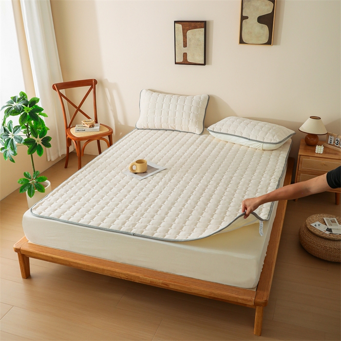 91家纺网 家纺一手货源 找家纺 凌云家纺 2025新款A类牛奶绒床垫软垫学生宿舍单人床褥可机洗 新米杏