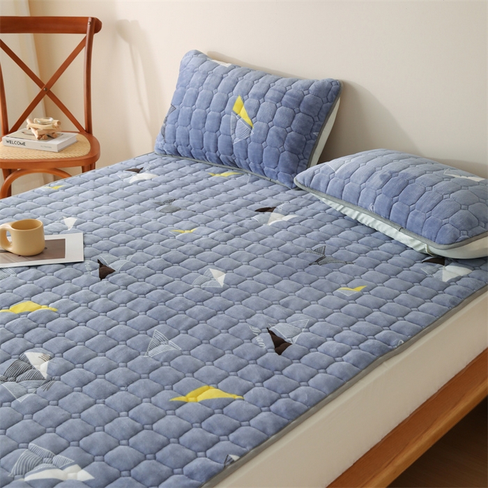 91家纺网 家纺一手货源 找家纺 凌云家纺 2025新款A类牛奶绒床垫软垫学生宿舍单人床褥可机洗 三角灰