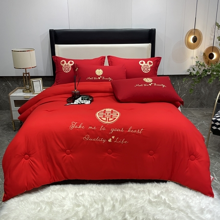 91家纺网 家纺一手货源 找家纺 （总）芊囍纺 2024新款婚庆棉花被刺绣大红结婚喜被被子被芯