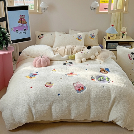 91家纺网 家纺一手货源 找家纺 （总）眠屿家纺 2025新款羊羔绒毛巾绣四件套