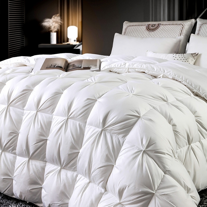 91家纺网 家纺一手货源 找家纺 兰言诺羽绒被 2025新款雅韵-全棉柔赛丝纽花羽绒被 白色