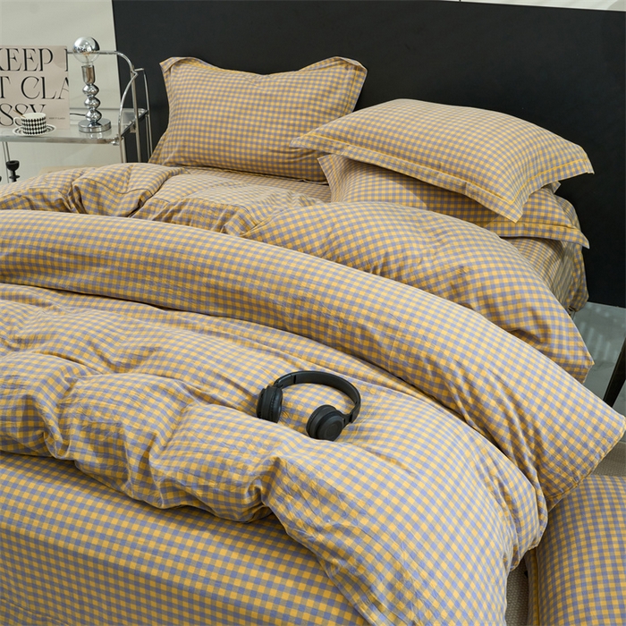 91家纺网 家纺一手货源 找家纺 三沁家居 2025新款格子色织全棉水洗棉四件套直播爆款量大价优 紫黄小格