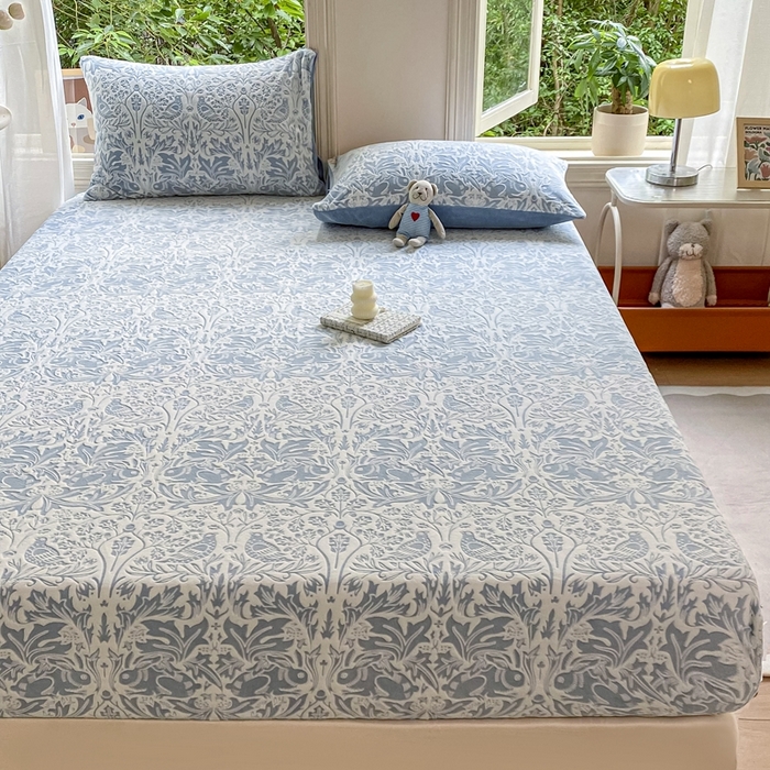 91家纺网 家纺一手货源 找家纺 大境 2024新款A类雕花绒牛奶绒床笠三件套单床笠宝宝绒婴儿绒 可可西里 蓝