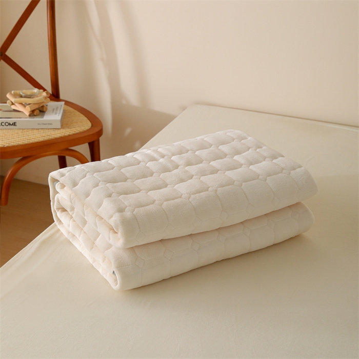 91家纺网 家纺一手货源 找家纺 凌云家纺 2025新款A类牛奶绒床垫软垫学生宿舍单人床褥可机洗 新米杏