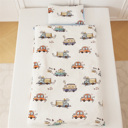 艾佳宝贝 2024牛奶绒豆豆绒可拆式多功能防踢被 防踢被-巴士汽车