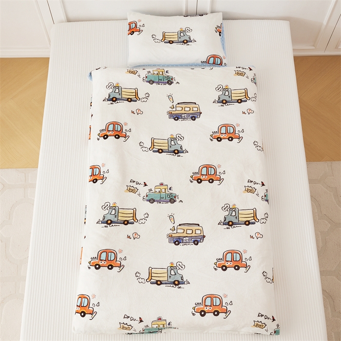 91家纺网 家纺一手货源 找家纺 艾佳宝贝 2024牛奶绒豆豆绒可拆式多功能防踢被 防踢被-巴士汽车