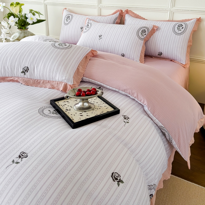 91家纺网 家纺一手货源 找家纺 可思家纺 2024新款韩版花边木棉皱皱纱四件套系列 木棉-赫本花园