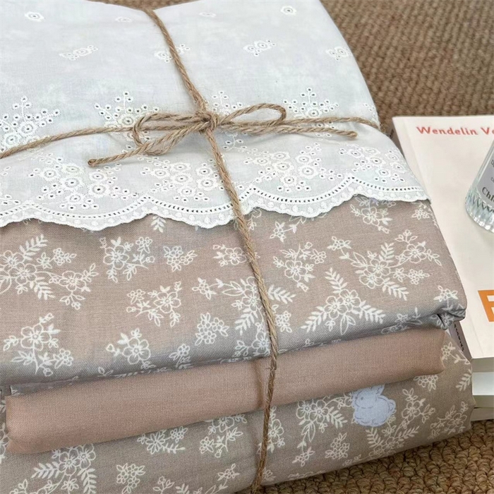 91家纺网 家纺一手货源 找家纺 2024新款全棉印花双层纱四件套--蕾丝花边款 绯月颂