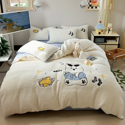 91家纺网 家纺一手货源 找家纺 （总）眠屿家纺 2025新款羊羔绒毛巾绣四件套