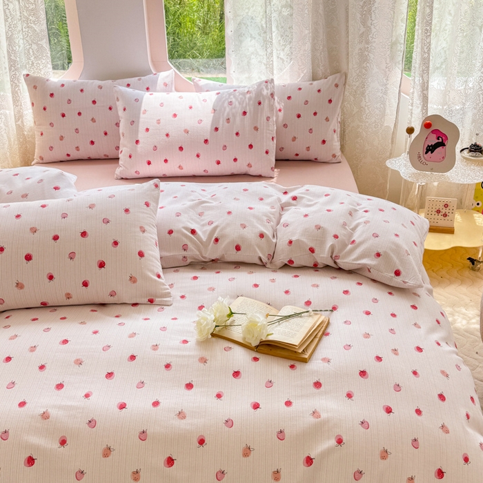 91家纺网 家纺一手货源 找家纺 千朵 2024新款全棉磨毛小清新印花四件套 小草莓