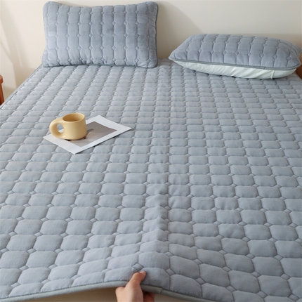 91家纺网 家纺一手货源 找家纺 凌云家纺 2025新款A类牛奶绒床垫软垫学生宿舍单人床褥可机洗 炫耀灰