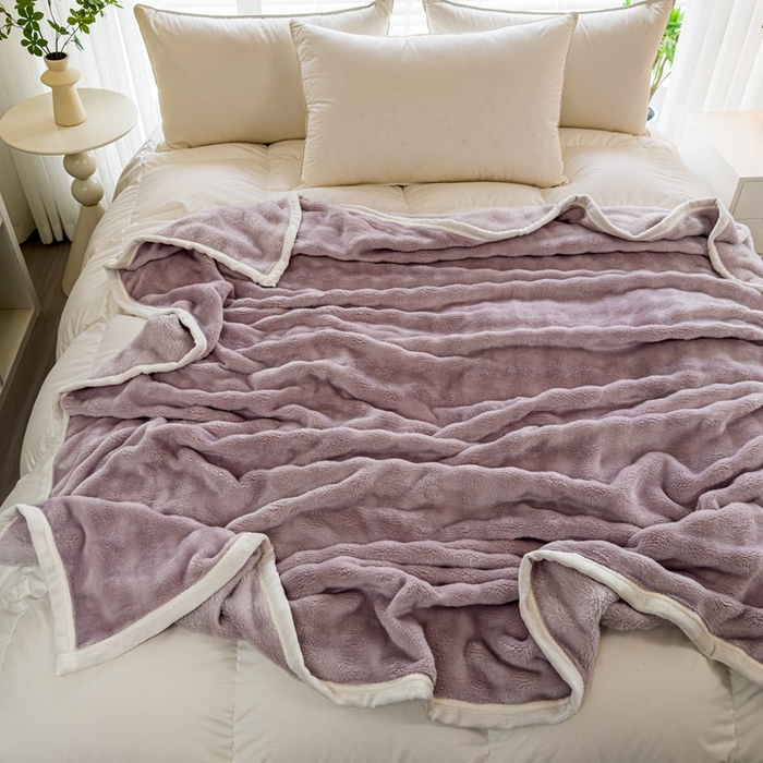 91家纺网 家纺一手货源 找家纺 卡琪曼 2024新款泡泡绒多功能毛毯 香芋紫