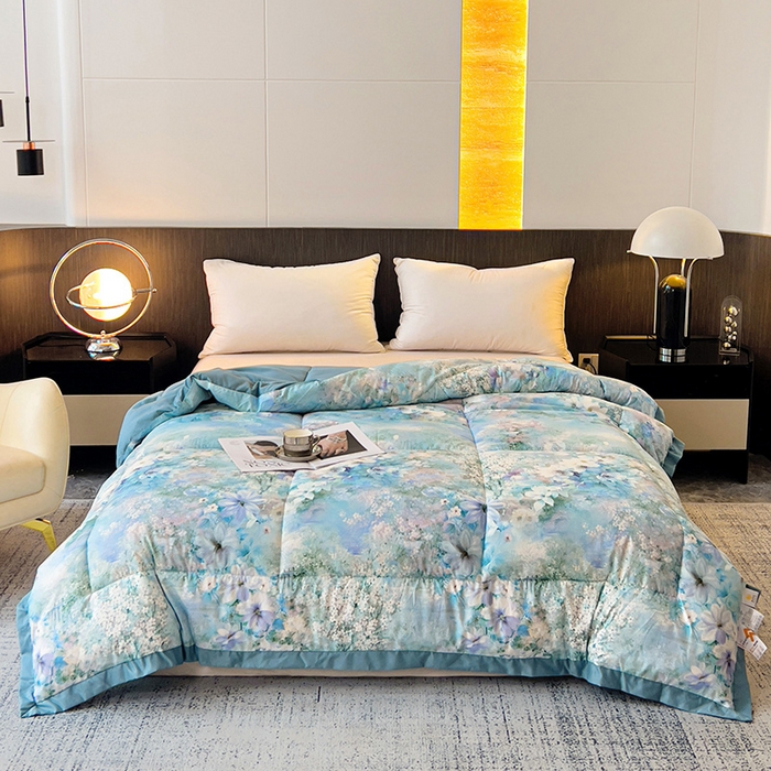 91家纺网 家纺一手货源 找家纺 亚龙工厂店 2024新款全棉数码印花鹿锦棉大豆冬被 江临仙境