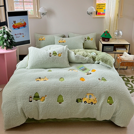 眠屿家纺 2025新款羊羔绒毛巾绣四件套 野营小分队