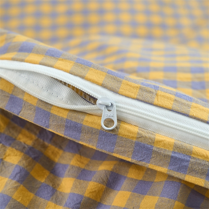 91家纺网 家纺一手货源 找家纺 三沁家居 2025新款格子色织全棉水洗棉四件套直播爆款量大价优 紫黄小格