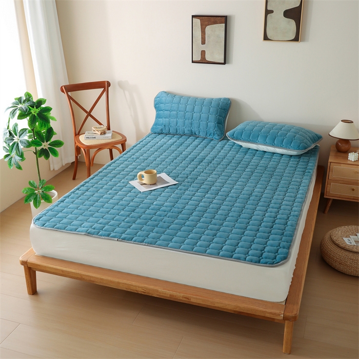 91家纺网 家纺一手货源 找家纺 凌云家纺 2025新款A类牛奶绒床垫软垫学生宿舍单人床褥可机洗 青于蓝