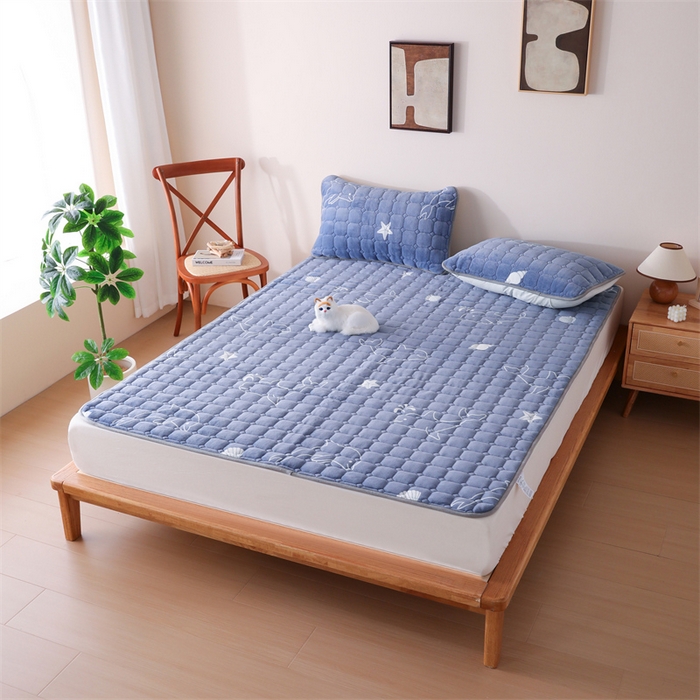 91家纺网 家纺一手货源 找家纺 凌云家纺 2025新款A类牛奶绒床垫软垫学生宿舍单人床褥可机洗 蓝海豚