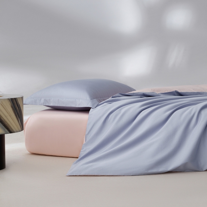 91家纺网 家纺一手货源 找家纺 轩和家居 2024新款A类50S贡缎长绒棉四件套系列 碧落蓝+夏恋粉