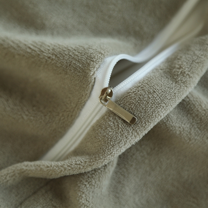 91家纺网 家纺一手货源 找家纺 大渔生活 2025新款高克重卡通牛奶绒刺绣四件套--耶耶狗 耶耶狗-白