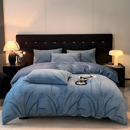 91家纺网 家纺一手货源 找家纺 经年 2025新款牛奶绒四件套-风吹麦香 风吹麦香-宾利兰