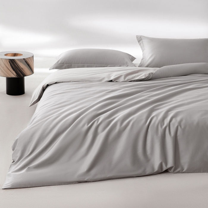 91家纺网 家纺一手货源 找家纺 轩和家居 2024新款A类50S贡缎长绒棉单被套系列 雅士灰+迷雾灰