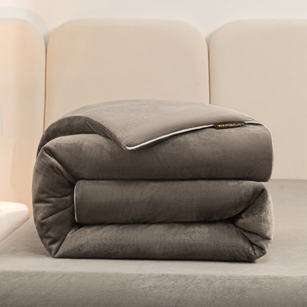 91家纺网 家纺一手货源 找家纺 （总）吾诺家居 2024 可拆洗牛奶绒冬被被子被芯 二合一被芯