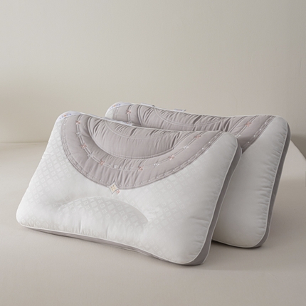 91家纺网 家纺一手货源 找家纺 （总）麦肯锡 2024新款蚕丝燕窝美0肤枕-产品图48*74cm