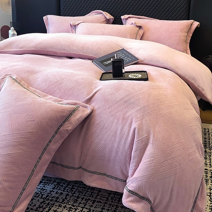 91家纺网 家纺一手货源 找家纺 家居1号 2024新款230克全消光牛奶绒立体烂花四件套-奥地利 奥地利-浅豆沙