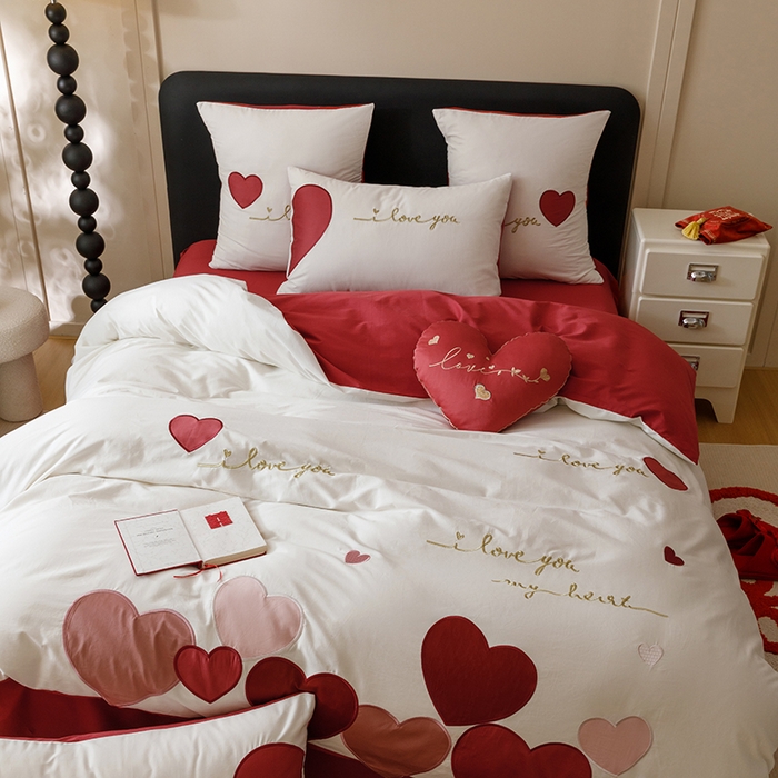 91家纺网 家纺一手货源 找家纺 （总）星野 2024秋冬新款100支长绒棉加厚磨毛刺绣贴布绣四件套-爱浪漫