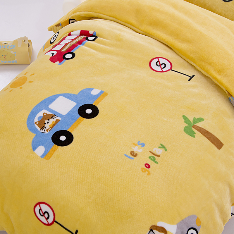 91家纺网 家纺一手货源 找家纺 萌宝 2024新款幼儿园牛奶绒三件套儿童珊瑚绒被套 汽车-黄