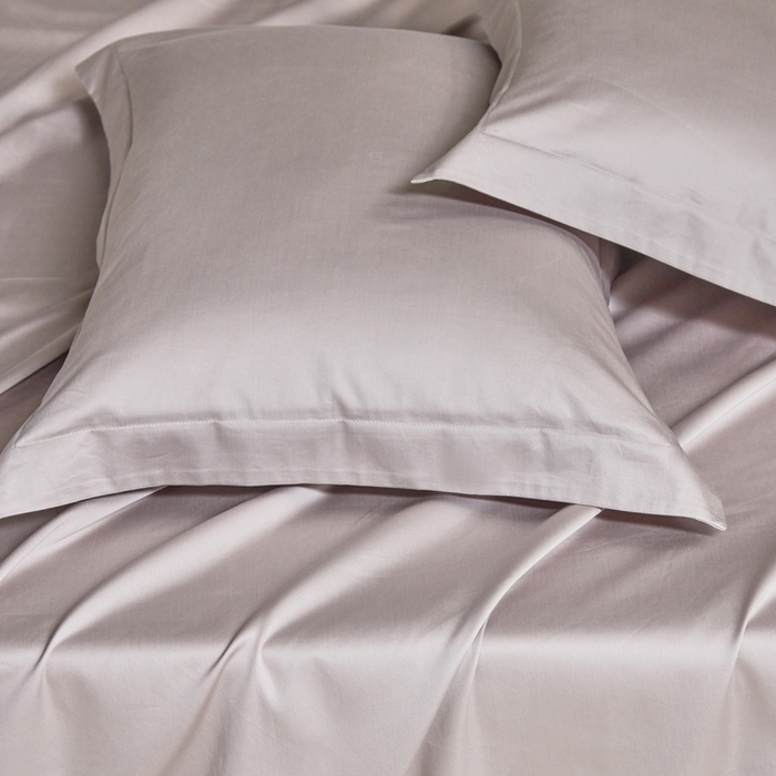 91家纺网 家纺一手货源 找家纺 轩和家居 2024新款A类50S贡缎长绒棉单枕套系列 雅士灰