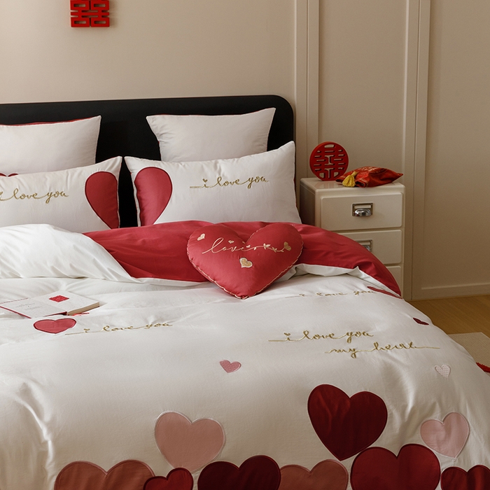 91家纺网 家纺一手货源 找家纺 （总）星野 2024秋冬新款100支长绒棉加厚磨毛刺绣贴布绣四件套-爱浪漫