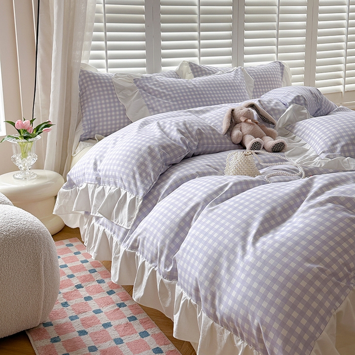 91家纺网 家纺一手货源 找家纺 桃心家居 2024新款A类亲肤舒适软糯云柔水洗棉化纤韩版奶油格子撞色水洗棉系列四件套 水洗棉花边-H紫格奶黄