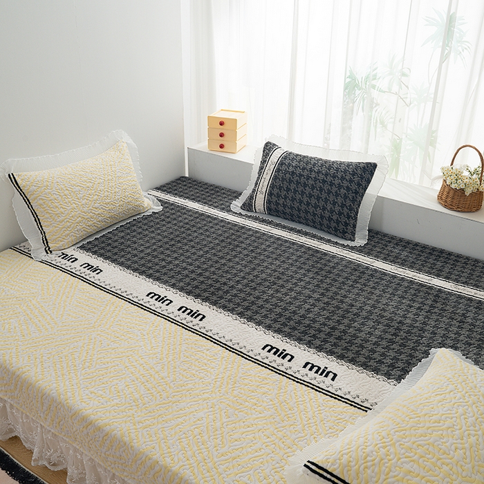 91家纺网 家纺一手货源 找家纺 冬然 2024新款牛奶绒床盖榻榻米床盖炕盖卢卡西