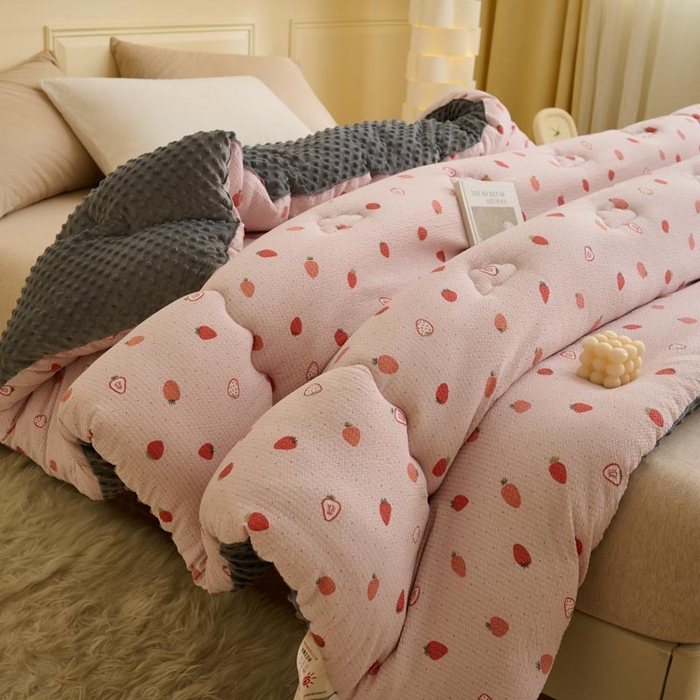 91家纺网 家纺一手货源 找家纺 鑫琪莱家纺  2024新款针织绒豆豆绒被芯 豆豆绒-没烦恼