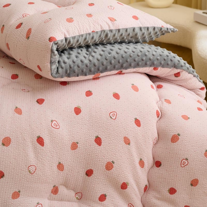 91家纺网 家纺一手货源 找家纺 鑫琪莱家纺  2024新款针织绒豆豆绒被芯 豆豆绒-没烦恼