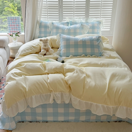 91家纺网 家纺一手货源 找家纺 桃心家居 2024新款A类亲肤舒适软糯云柔水洗棉化纤韩版奶油格子撞色水洗棉系列四件套 水洗棉花边-H黄黄蓝格