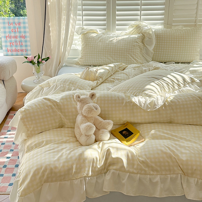 91家纺网 家纺一手货源 找家纺 桃心家居 2024新款A类亲肤舒适软糯云柔水洗棉化纤韩版奶油格子撞色水洗棉系列四件套 水洗棉花边-H奶黄格蓝