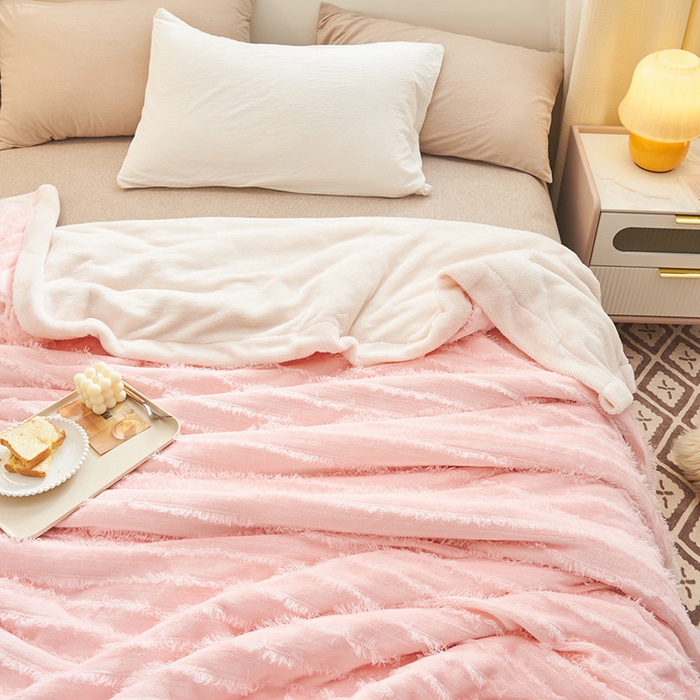 91家纺网 家纺一手货源 找家纺 吾诺家居 2024新款流苏绒多功能毯盖毯毯子 浅粉流苏毯