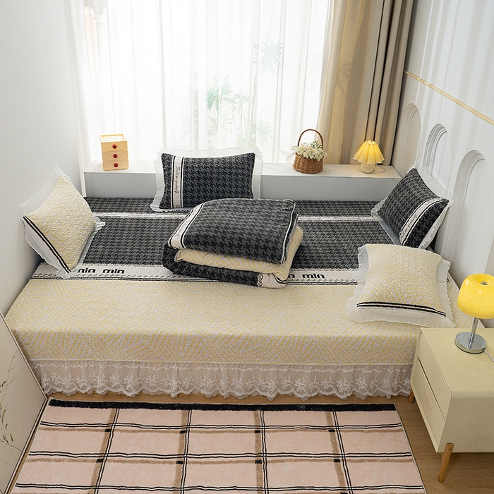 91家纺网 家纺一手货源 找家纺 冬然 2024新款牛奶绒床盖榻榻米床盖炕盖卢卡西