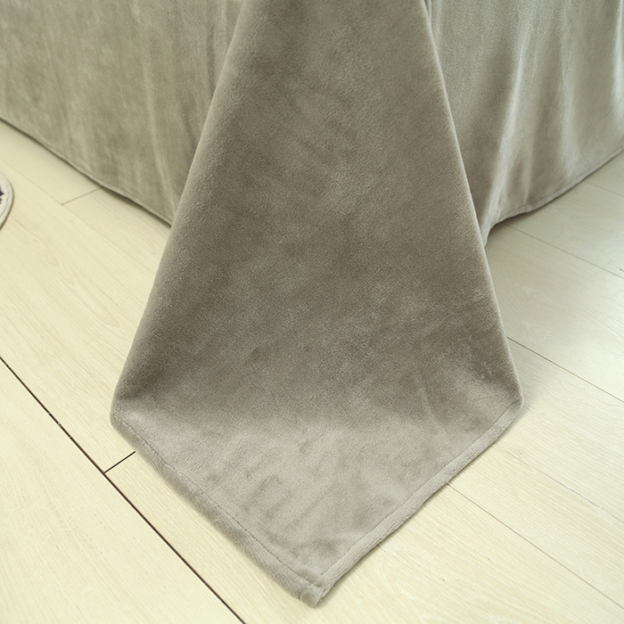 91家纺网 家纺一手货源 找家纺 大渔生活 2025新款高克重卡通牛奶绒刺绣四件套--耶耶狗 耶耶狗-白