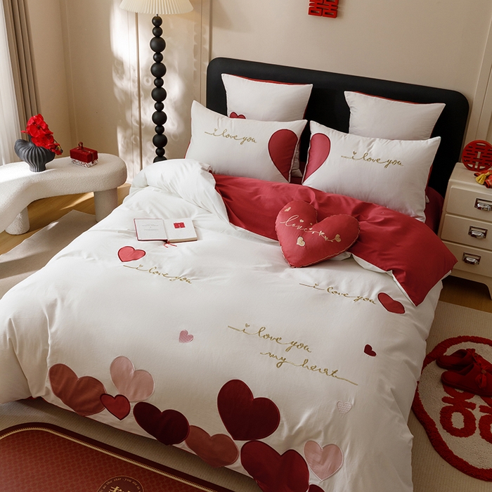 91家纺网 家纺一手货源 找家纺 （总）星野 2024秋冬新款100支长绒棉加厚磨毛刺绣贴布绣四件套-爱浪漫