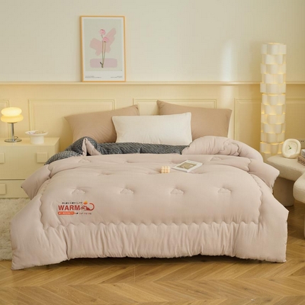 91家纺网 家纺一手货源 找家纺 鑫琪莱家纺  2024新款针织绒豆豆绒被芯 豆豆绒-浅咖