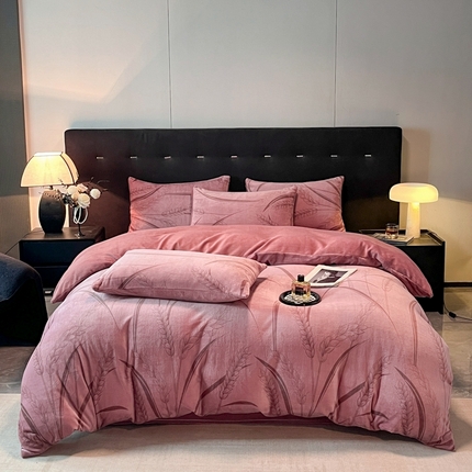 91家纺网 家纺一手货源 找家纺 经年 2025新款牛奶绒四件套-风吹麦香 风吹麦香-豆沙