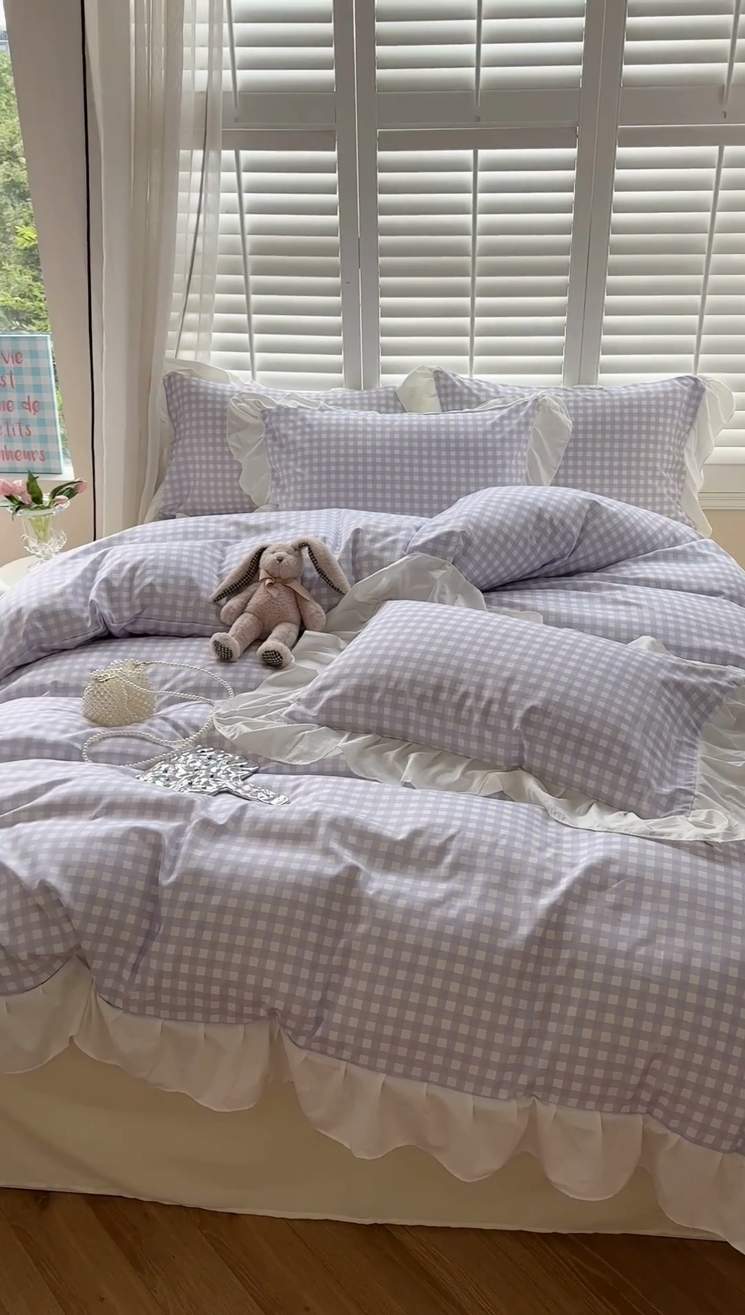 91家纺网 家纺一手货源 找家纺 桃心家居 2024新款A类亲肤舒适软糯云柔水洗棉化纤韩版奶油格子撞色水洗棉系列四件套 水洗棉花边-H紫格奶黄