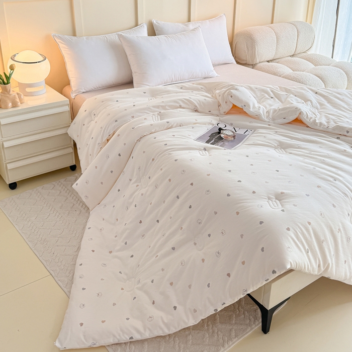 91家纺网 家纺一手货源 找家纺 丽卡家纺（原丽卡家纺） 2024新款7A抗菌艾阳棉提花大豆被子被芯 暖心春秋被