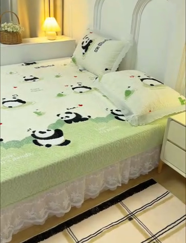 91家纺网 家纺一手货源 找家纺 冬然 2024新款牛奶绒床盖榻榻米床盖炕盖熊猫宝贝