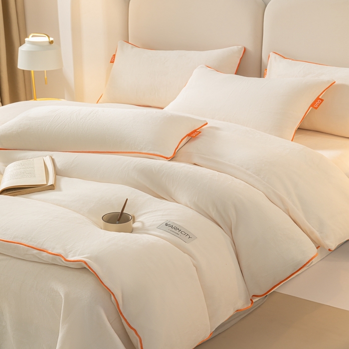 91家纺网 家纺一手货源 找家纺 吾诺家居 2024新款可拆洗牛奶绒冬被被子被芯 象牙白