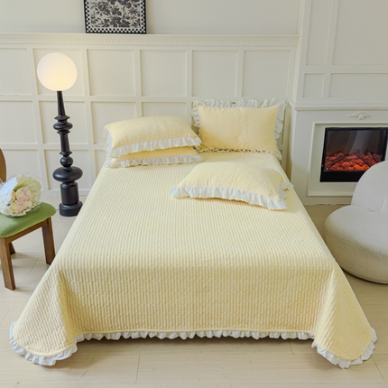 91家纺网 家纺一手货源 找家纺 （总）花香四季家纺 2024新款高克重纯色牛奶绒花边床盖三件套-床盖单件单床盖