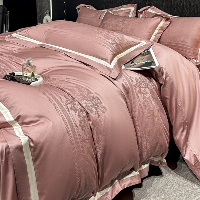 91家纺网 家纺一手货源 找家纺 2024新款轻奢双拼角全棉提花四件套 卡格洛-皮粉